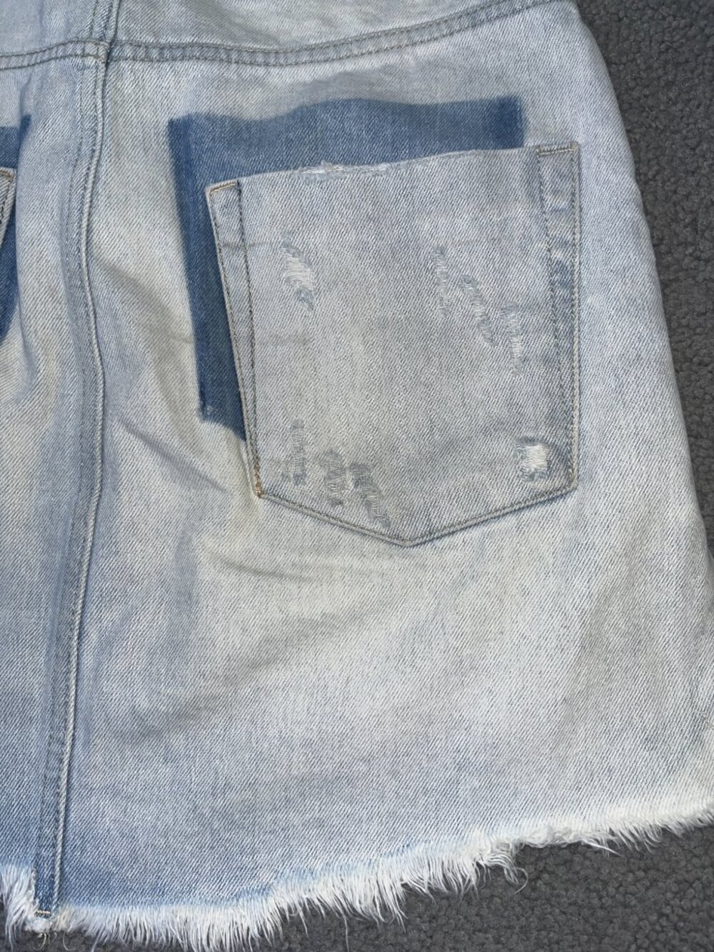 ONE X ONETEASPOON DESTROYED DENIM JEAN MINI SKIRT WITH FRAYED HEM - EUC - 26 - Picture 6 of 12